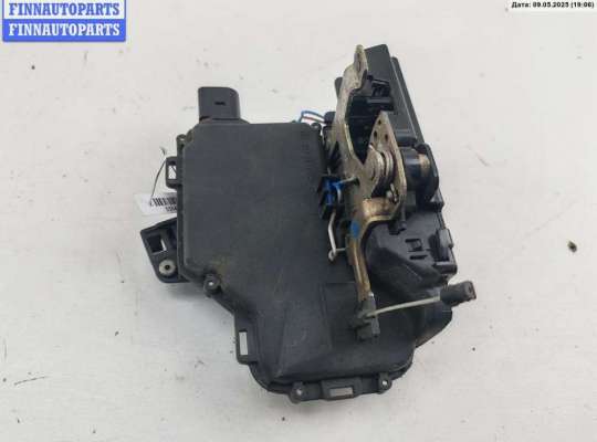 купить Замок двери задней правой на Volkswagen Passat B5