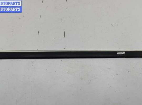 купить Молдинг двери передней правой на Volkswagen Sharan (2000-2010)