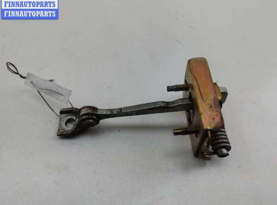 купить Ограничитель открывания двери передней на Peugeot 307