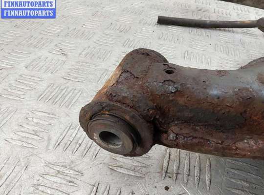 купить Рычаг подвески задний правый на Mitsubishi Space Wagon (1998-2004)