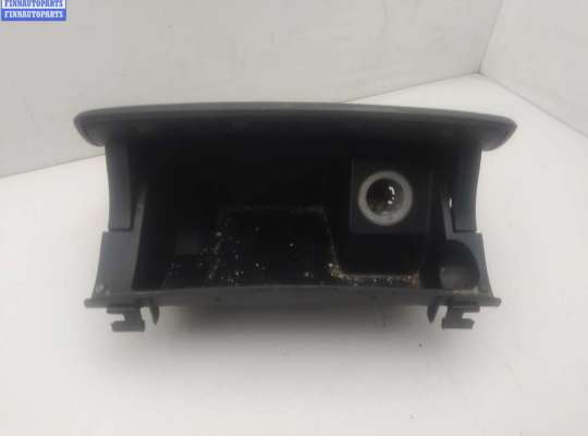 Пепельница MB1581023 на Mercedes CLS-Class C219 (2004-2010)