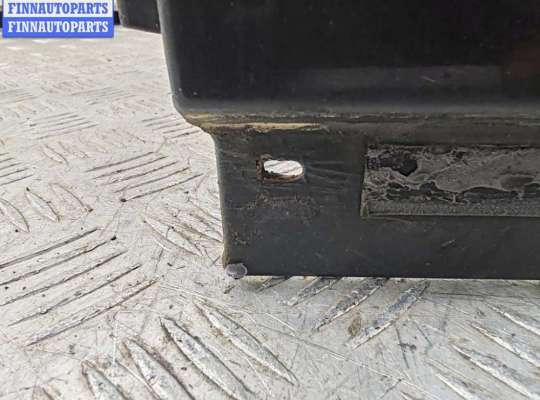 купить Дверь боковая задняя левая на Volkswagen Passat B6