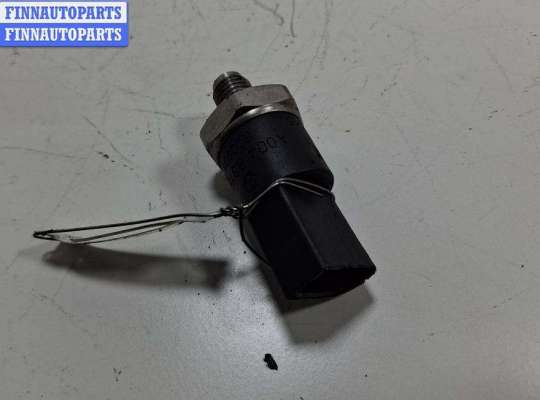 купить Датчик давления топлива на Mercedes C-Class W203 (2000-2006)