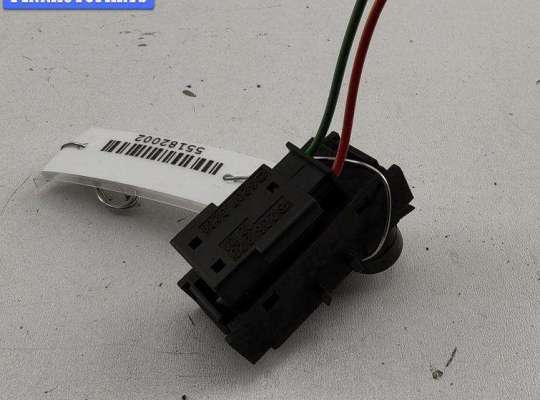 купить Кнопки управления прочие (включатель) на Mercedes Vito-1 W638 (1996-2003)