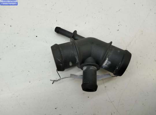 купить Фланец (тройник) системы охлаждения на Volkswagen Golf-4