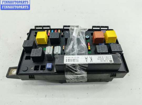 Купить Блок предохранителей на Opel Astra H (2004-2009) Блок предохранителей OP2372799 на Opel Astra H (2004-2009)