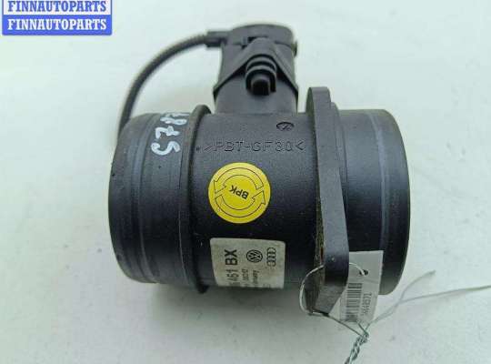 Датчик расхода воздуха (ДМРВ) на Volkswagen Caddy III (2K)