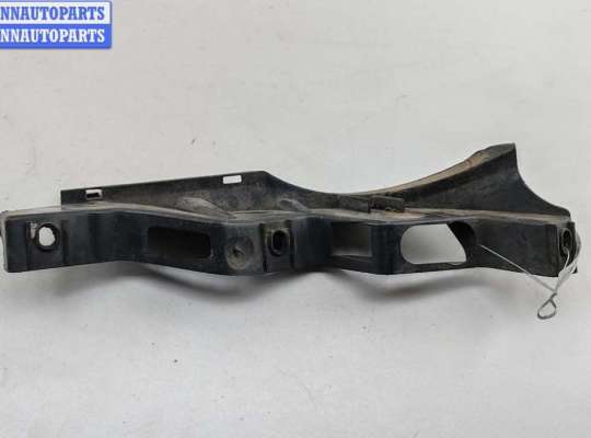 Кронштейн бампера на Volkswagen Passat B6 (3C)