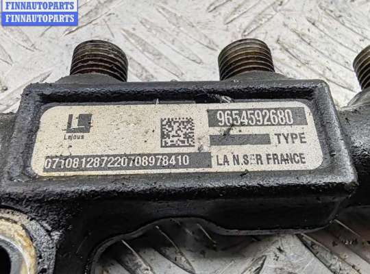 купить Рампа (рейка) топливная на Citroen C4 (2004-2010)