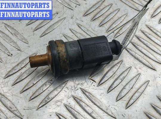 купить Датчик температуры на Volkswagen Passat B6