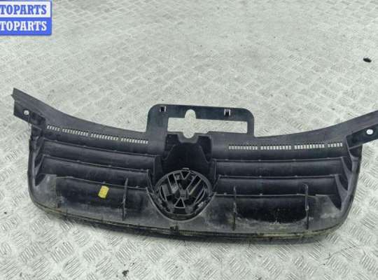 купить Решетка радиатора на Volkswagen Touran
