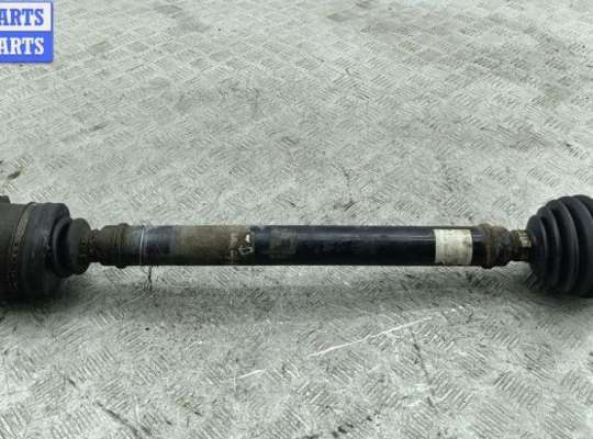 купить Полуось передняя правая на Volkswagen Golf-3