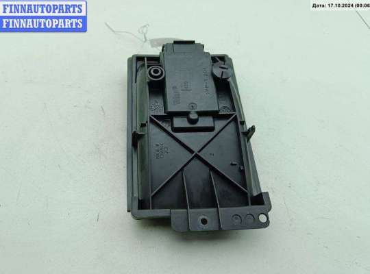 Резистор (сопротивление) отопителя на Volkswagen Golf IV (1J)