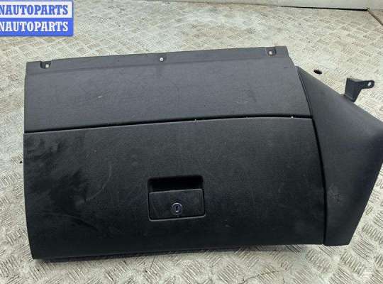 купить Бардачок на Volkswagen Golf-4