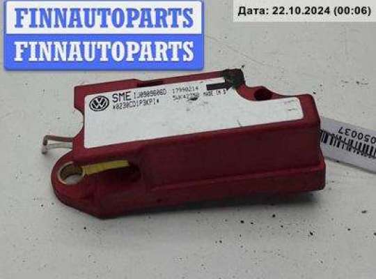 купить Датчик удара (Airbag) на Volkswagen Golf-4