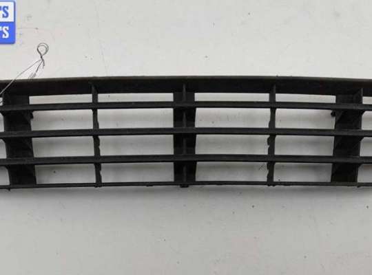 купить Решётка (заглушка) в бампер на Audi A6 C5 (1997-2005)