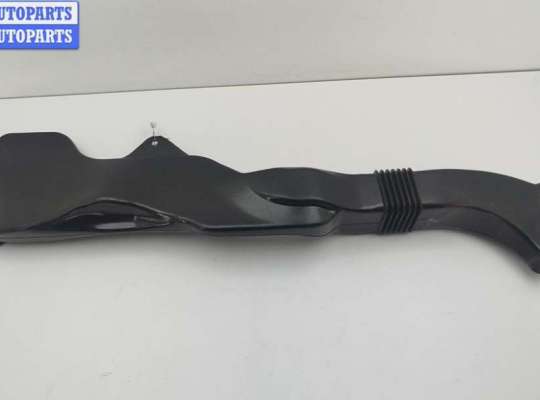 купить Воздуховод на Audi A8 D2 (1994-2002)