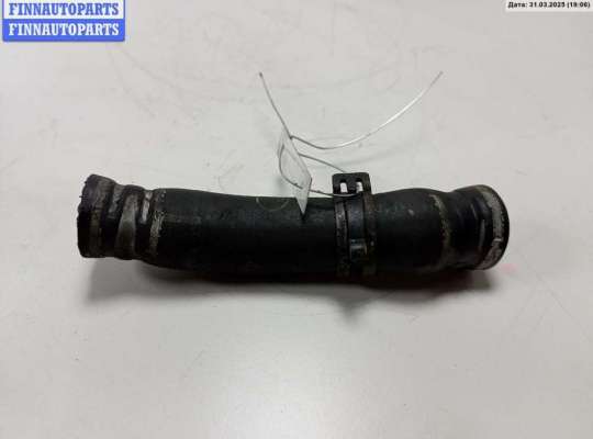 Патрубок (трубка, шланг) на Audi A4 (8E/8H, B7)