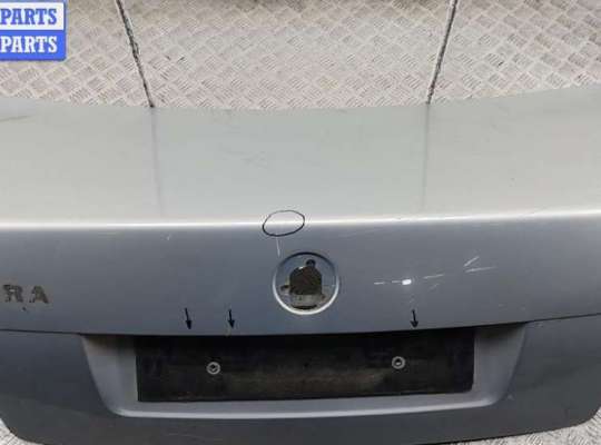 купить Крышка багажника (дверь задняя) на Volkswagen Bora
