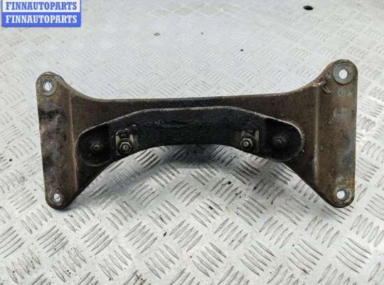 купить Кронштейн КПП опорный на BMW 5 E39 (1995-2003)