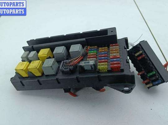 купить Блок предохранителей на Volkswagen Crafter