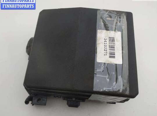 Блок предохранителей MT531117 на Mitsubishi Outlander XL (CW) 2006-2012