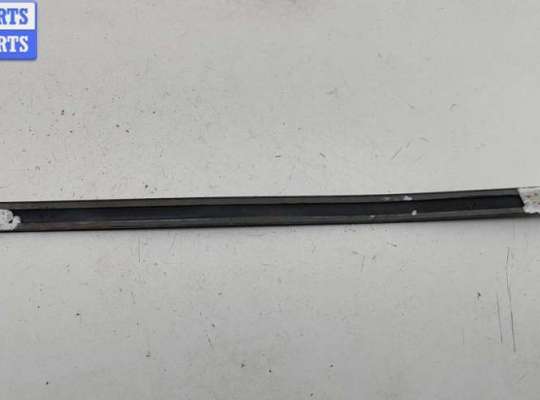 купить Молдинг двери задней левой на Ford Mondeo III (2000-2007)