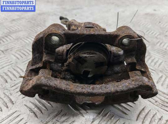Суппорт передний левый VG2756010 на Volkswagen Passat B4