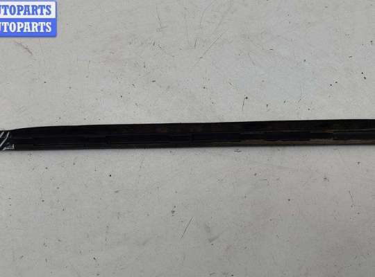 купить Молдинг двери задней левой на Audi A4 B5 (1994-2001)