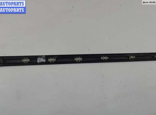 купить Молдинг двери передней левой на Mercedes C-Class W203 (2000-2006)