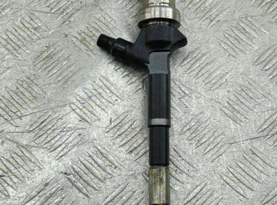 Купить Форсунка топливная на Opel Astra H (2004-2009) Форсунка топливная OP2412920 на Opel Astra H (2004-2009)