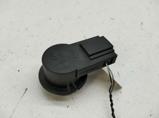 купить Патрон лампы фонаря на Volkswagen Golf-5