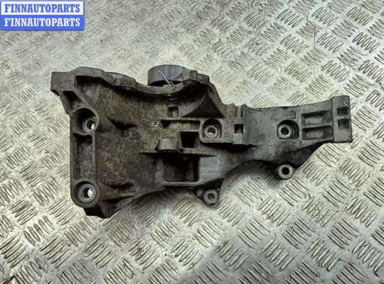 Купить Кронштейн генератора на Audi A4 B7 (2004-2008) Кронштейн генератора AU1742012 на Audi A4 B7 (2004-2008)