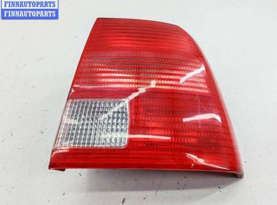 Фонарь задний правый VG2707659 на Volkswagen Passat B5