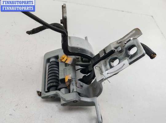 купить Петля крышки (двери) багажника на BMW 5 E60/E61 (2003-2010)