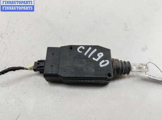 купить Активатор (привод) замка двери передней правой на Volvo S40 / V40 (1995-2004)