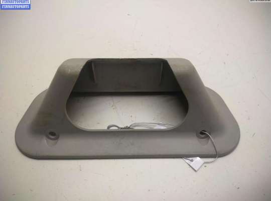 Обшивка крышки багажника FO964236 на Ford Mondeo III (2000-2007)