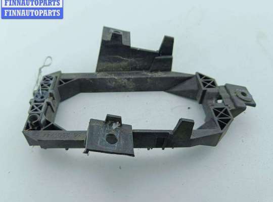 купить Рамка фары противотуманной левой на Opel Omega B (1994-2003)