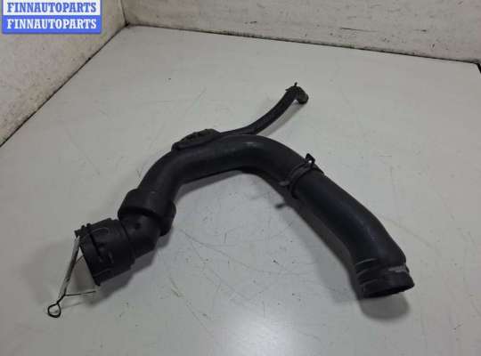 Купить Патрубок радиатора на Audi A6 C5 (1997-2005) Патрубок радиатора AU1659517 на Audi A6 C5 (1997-2005)