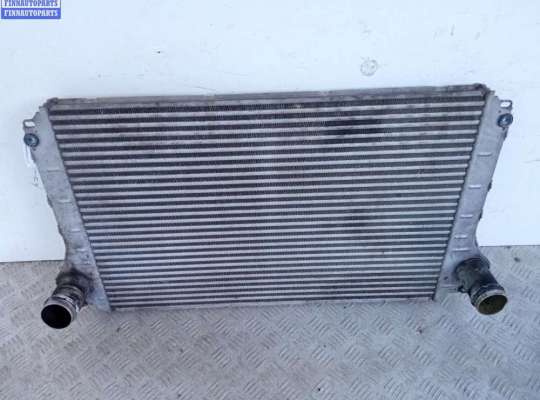 купить Радиатор интеркулера на Toyota Avensis (2003-2008)