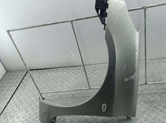 купить Крыло переднее левое на Peugeot 307