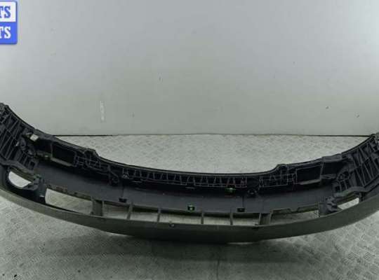 купить Бампер передний на Audi A6 C5 (1997-2005)