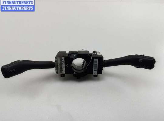 Подрулевой переключатель на Volkswagen Golf IV (1J)