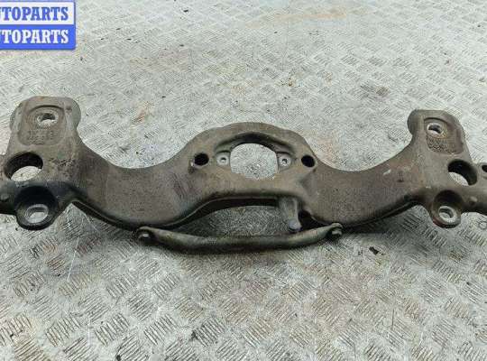 купить Кронштейн КПП опорный на Audi A4 B7 (2004-2008)