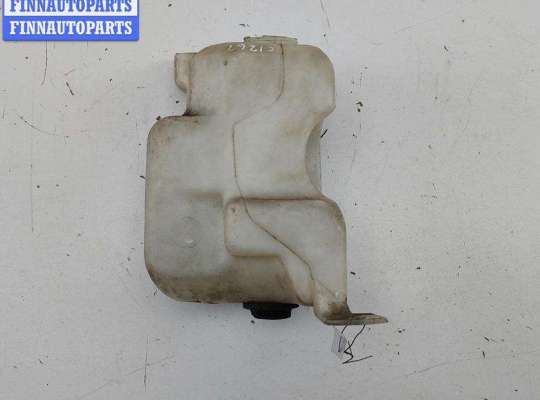 Бачок омывателя VG2666681 на Volkswagen Golf-4