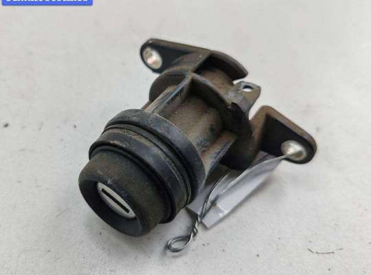 Кнопка открывания багажника VG2751072 на Volkswagen Passat B4