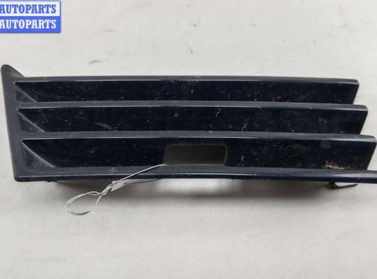 Решётка (заглушка) в бампер MB1668409 на Mercedes E-Class W210 (1995-2002)