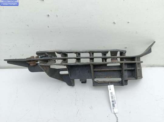 купить Кронштейн крепления крыла переднего правого на Peugeot 307