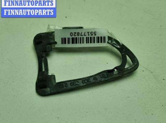 купить Накладка на ручку двери на Volkswagen Passat B6