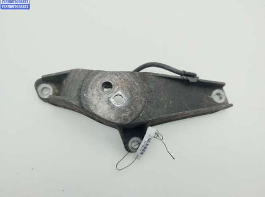 купить Кронштейн двигателя опорный на BMW 5 E39 (1995-2003)